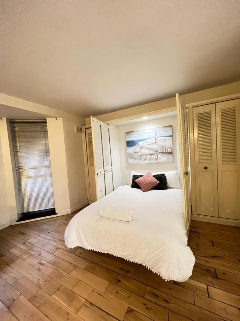 Chelsea Studio - Sleeps 4 - Near Cromwell Hospital Appartamento